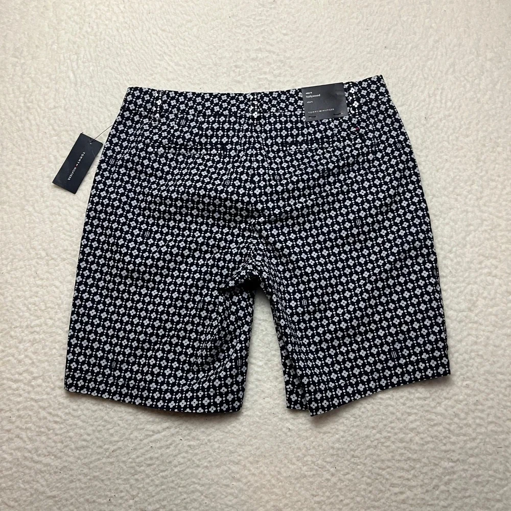 Tommy Hilfiger Shorts Womens 6‎ Navy Hollywood 9 Inch Floral Geometric J4AWH236